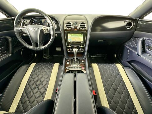 Certified 2017 Bentley Flying Spur S W12 image 4