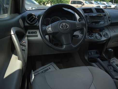 Used 2009 Toyota RAV4 Limited AWD/4WD image 17