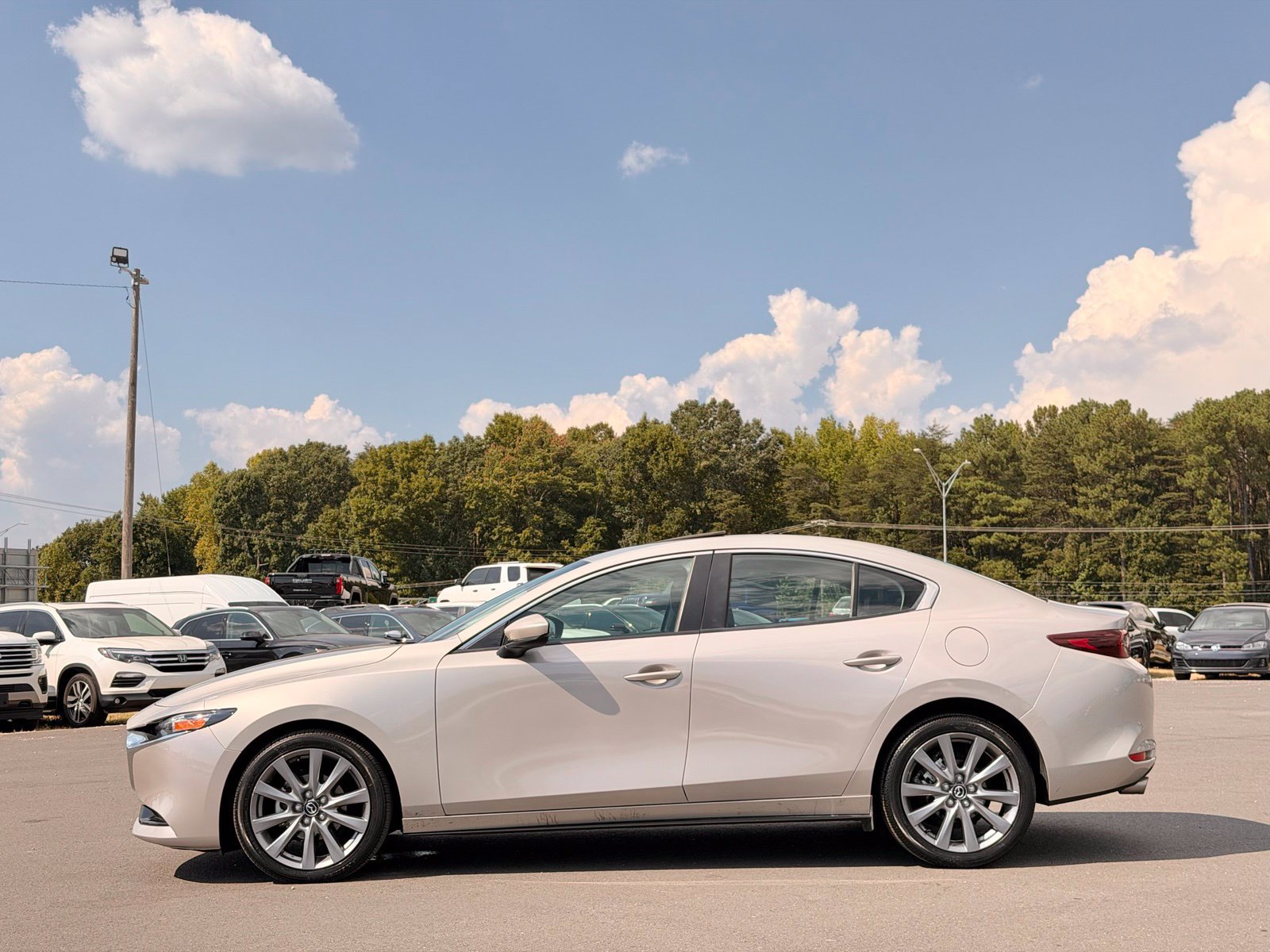 Used 2025 MAZDA MAZDA3 s FWD image 16