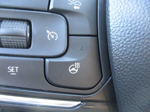 Used 2024 Buick Envista Sport Touring image 24