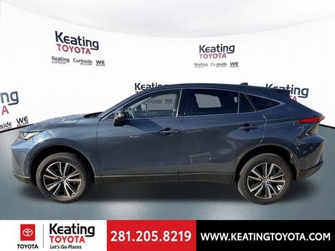 Used 2024 Toyota Venza LE image 6