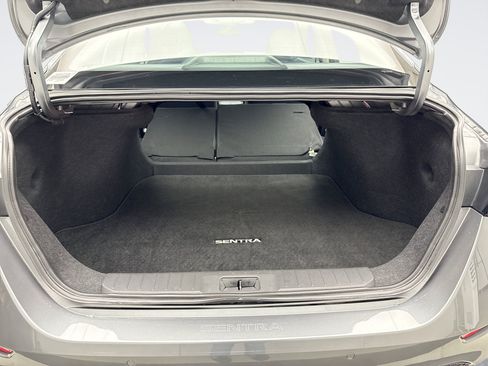 Used 2024 Nissan Sentra SV FWD image 21