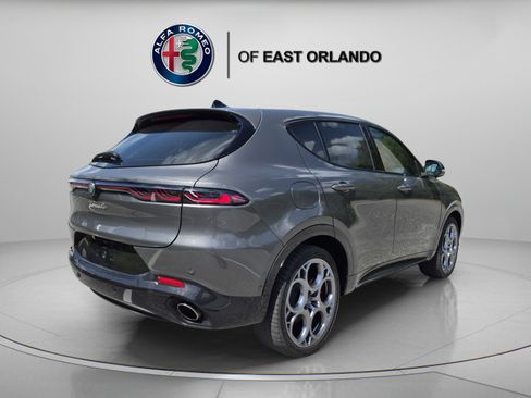 Used 2024 Alfa Romeo Tonale Veloce AWD/4WD image 7