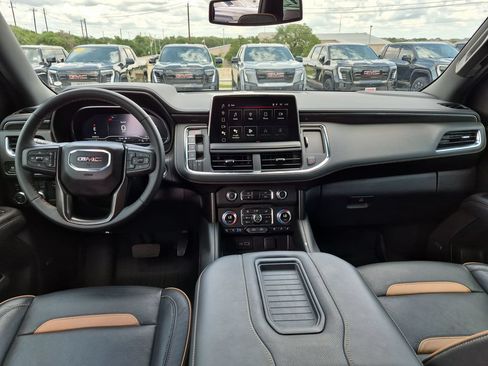 Certified 2024 GMC Yukon AT4 w/ AT4 Premium Plus Package AWD/4WD image 33