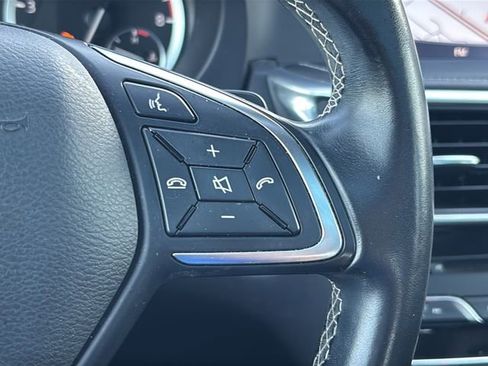 Used 2017 INFINITI QX30 Premium w/ Navigation Package image 28