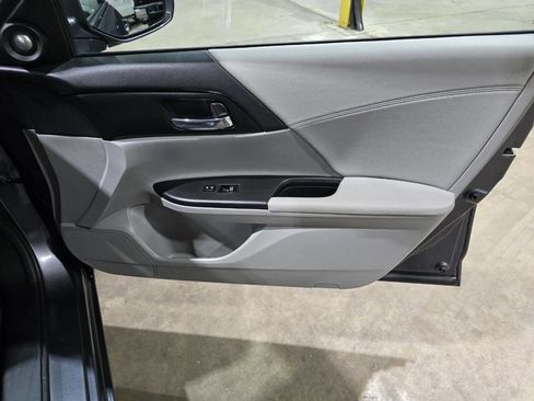 Used 2013 Honda Accord EX-L image 30