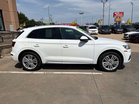Used 2018 Audi Q5 2.0T Premium Plus w/ Premium Plus Package AWD/4WD image 4