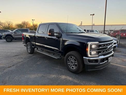 Used 2025 Ford F250 Lariat w/ FX4 Off-Road Package image 1