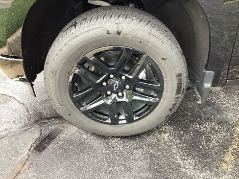 Used 2025 Chevrolet Silverado 1500 Custom AWD/4WD image 27