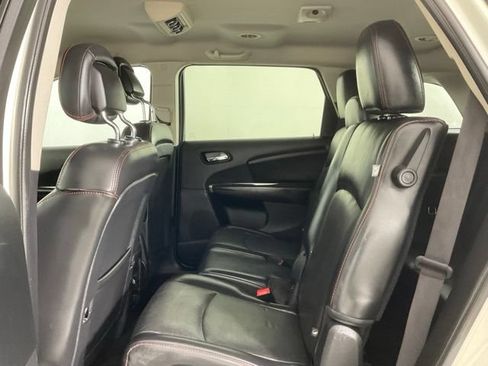 Used 2015 Dodge Journey R/T w/ Flexible Seating Group FWD image 11