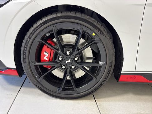 New 2026 Hyundai Elantra N FWD image 9