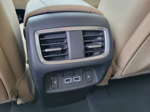 Used 2021 Acura RDX FWD w/ Advance Package image 16