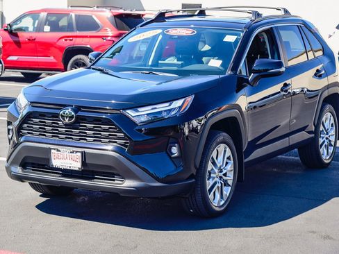 Certified 2025 Toyota RAV4 XLE Premium image 3