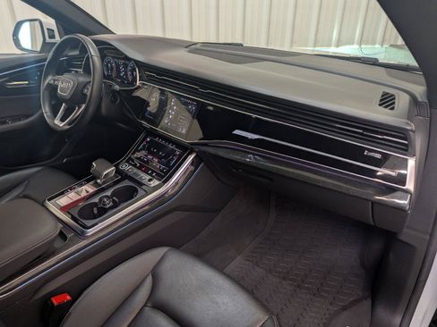 Used 2021 Audi Q8 Prestige AWD/4WD image 5
