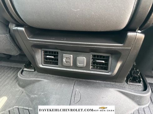Used 2021 Chevrolet Silverado 1500 LT AWD/4WD image 19