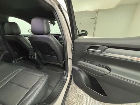 New 2026 GMC Terrain Elevation w/ Elevation Premium Package image 36