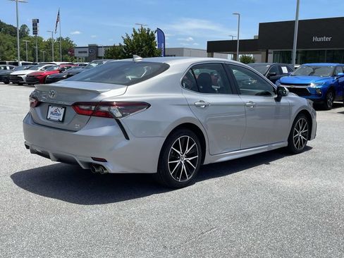 Used 2024 Toyota Camry SE w/ Cold Weather Package AWD/4WD image 28