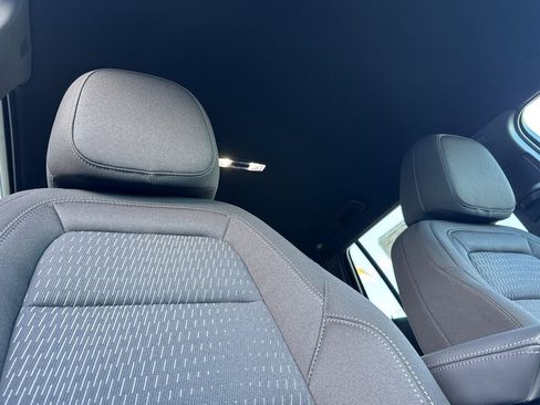 New 2026 Chevrolet Equinox LT image 16