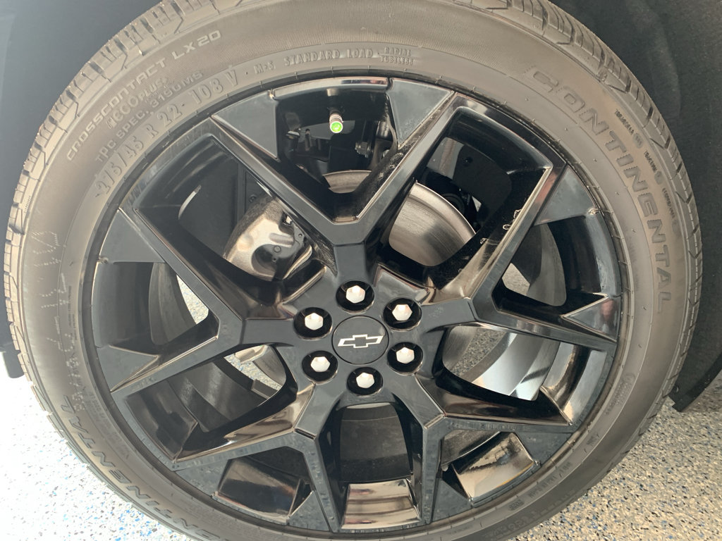 New 2026 Chevrolet Traverse RS w/ LPO, Floor Liner Package FWD image 32