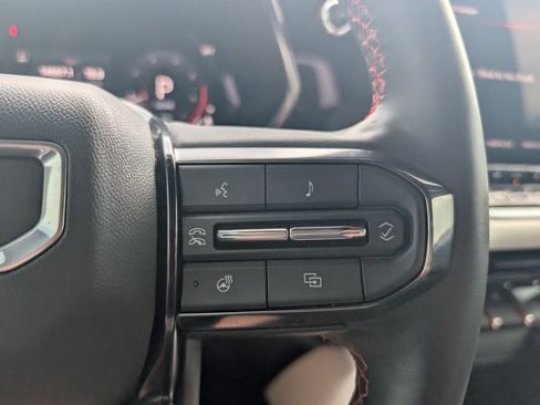 Used 2023 GMC Canyon AT4X AWD/4WD image 15
