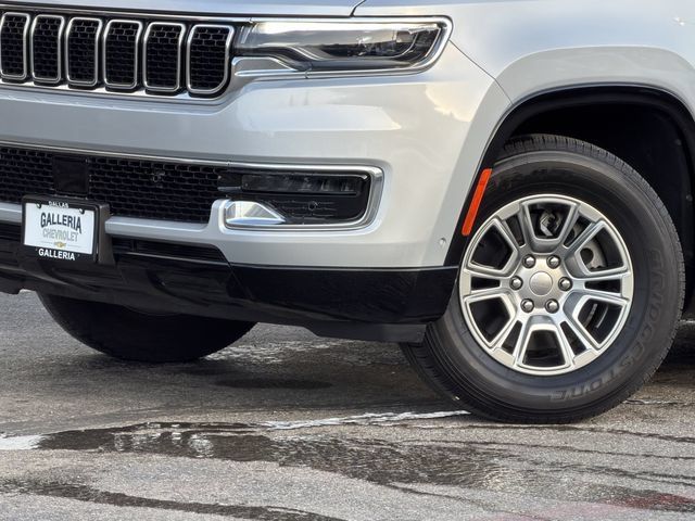 Used 2023 Jeep Wagoneer 4WD image 8