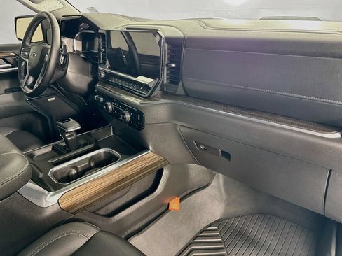 Certified 2025 Chevrolet Silverado 1500 LT Trail Boss w/ LT Trail Boss Premium Package AWD/4WD image 30