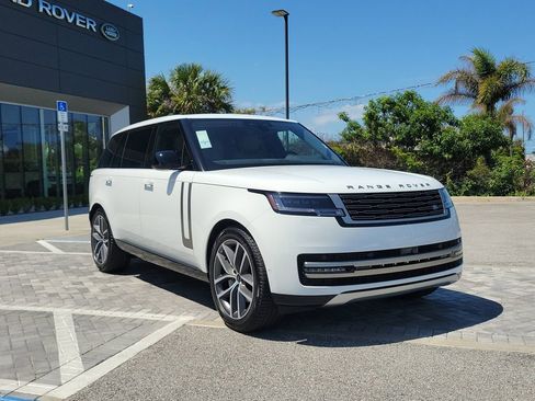 New 2026 Land Rover Range Rover Long Wheelbase SE AWD/4WD image 7