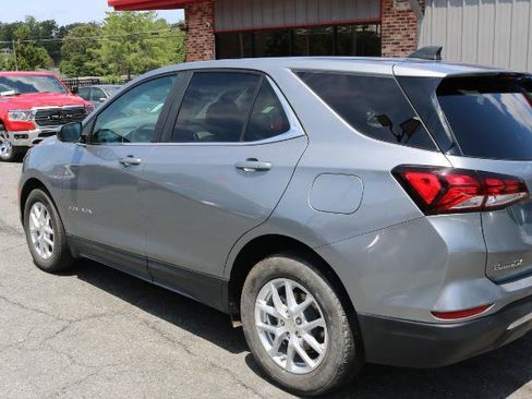 Used 2023 Chevrolet Equinox LT FWD image 5