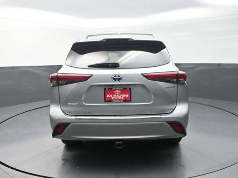 Used 2021 Toyota Highlander Platinum AWD/4WD image 7