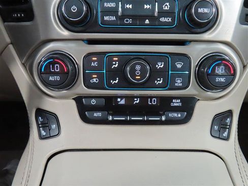 Used 2020 GMC Yukon XL Denali RWD image 33