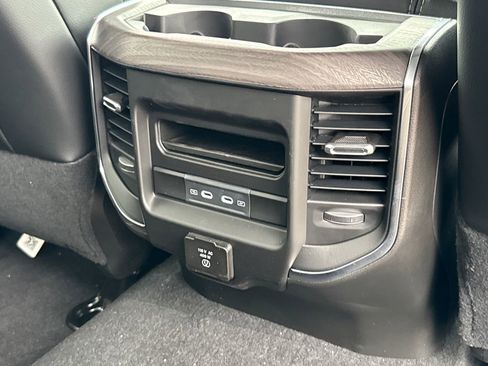 New 2026 RAM 2500 Laramie w/ Night Edition AWD/4WD image 18