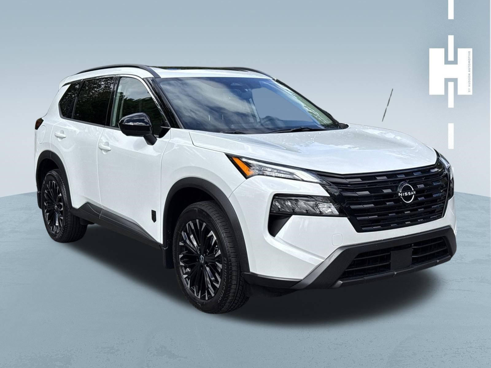 Used 2026 Nissan Rogue Dark Armor FWD image 1
