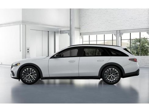 New 2025 Mercedes-Benz E 450 4MATIC All-Terrain Wagon image 34