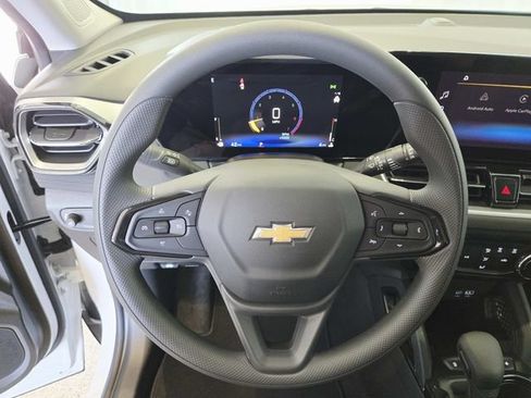 New 2026 Chevrolet TrailBlazer LT w/ Driver Confidence Package FWD image 15