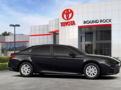 New 2026 Toyota Camry LE image 13