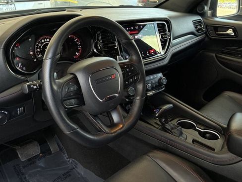 Used 2025 Dodge Durango GT AWD/4WD image 11