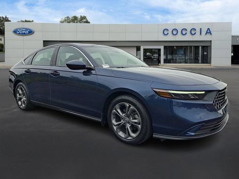 Used 2024 Honda Accord EX image 3