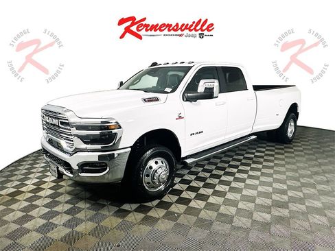 New 2025 RAM 3500 Laramie image 4