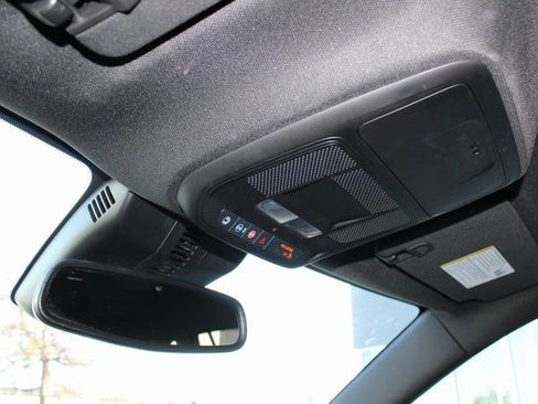 Used 2025 Buick Enclave Preferred image 29