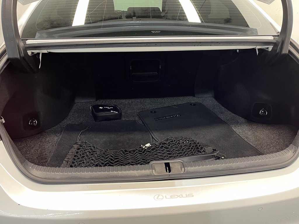 Used 2021 Lexus ES 300h w/ Premium Package FWD image 19