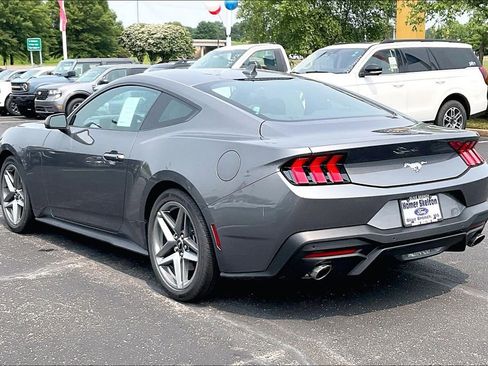New 2025 Ford Mustang Coupe image 3