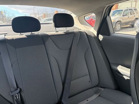 Used 2025 Kia K4 LXS image 35