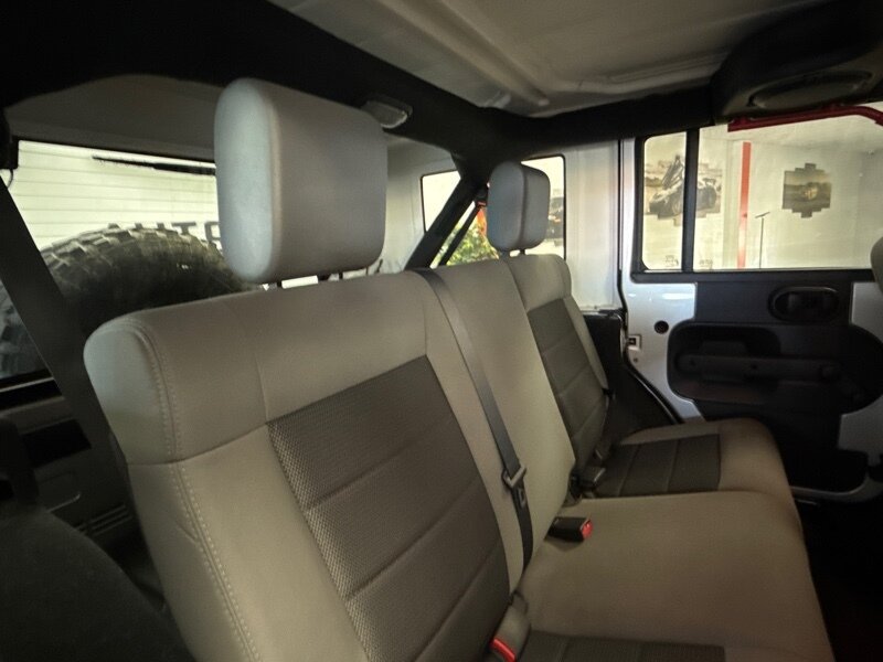 Used 2010 Jeep Wrangler Unlimited Sport AWD/4WD image 27