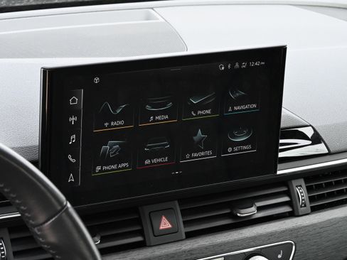 Used 2020 Audi A4 2.0T Premium Plus w/ Premium Plus Package image 34