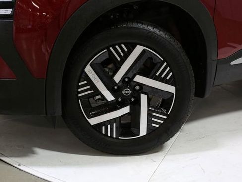 New 2026 Nissan Kicks SV image 2