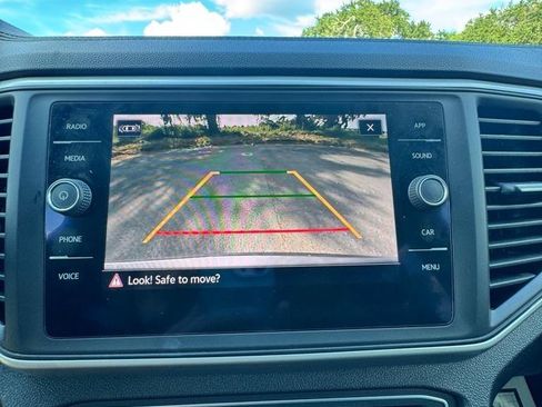 Used 2021 Volkswagen Atlas SE FWD image 28