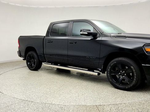 Used 2020 RAM 1500 Big Horn AWD/4WD image 3