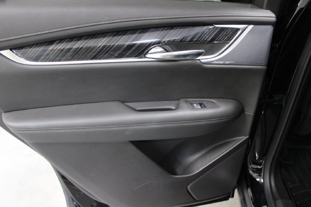 Used 2024 Cadillac XT6 Premium Luxury AWD/4WD image 20