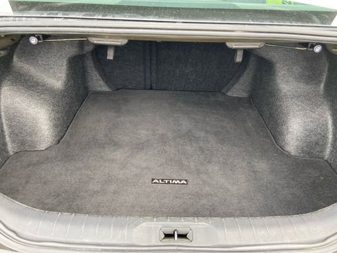 Used 2024 Nissan Altima 2.5 SR FWD image 7