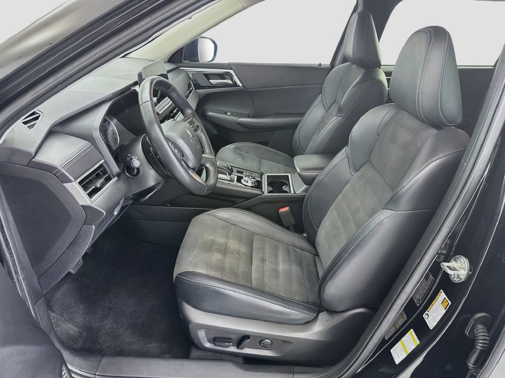 Used 2024 Mitsubishi Outlander SE FWD image 18